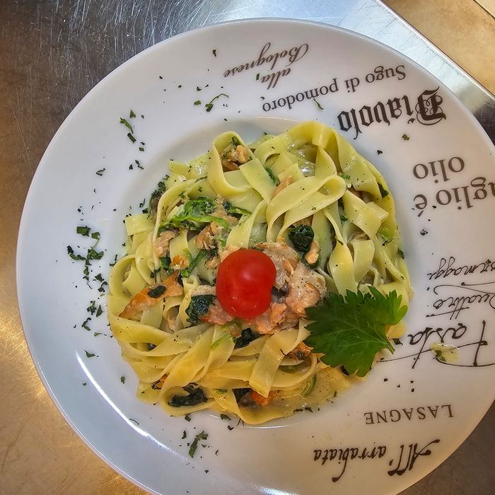 Tjestenina Ad Astra Senj